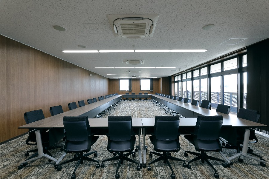 タキゲン製造株式会社 名古屋支店 - 2階会議室