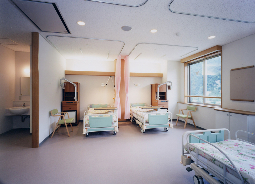 照片：汤沢町保健医疗中心