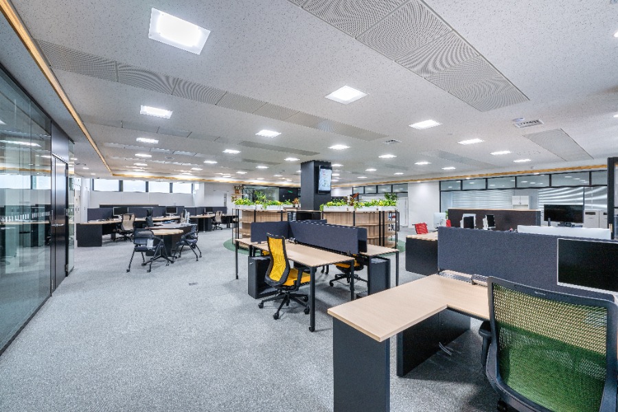 ダイダン株式会社新潟支店 - 2F執務室（什器入）