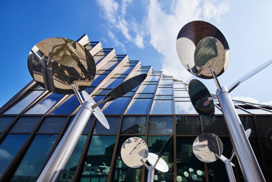 原宿クエスト - 見上げた外観