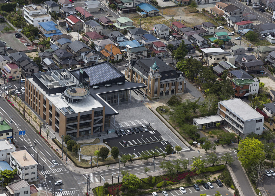 photo:郡山市立中央公民館・勤労青少年ホーム