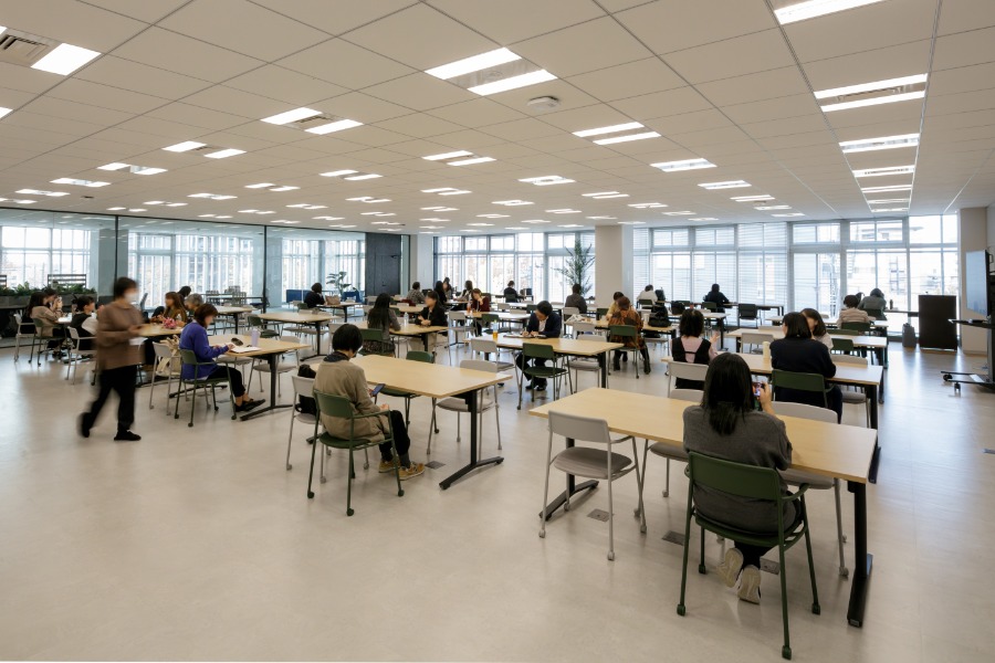 三井住友海上金沢ビル 休憩室