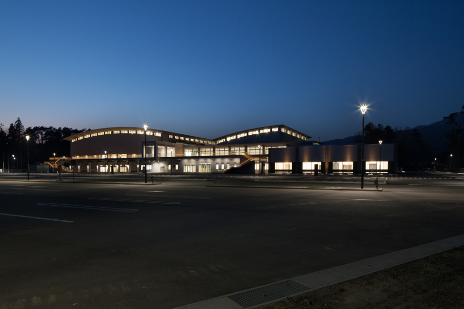 photo:陸前高田市総合交流センター・陸前高田市B&G海洋センター