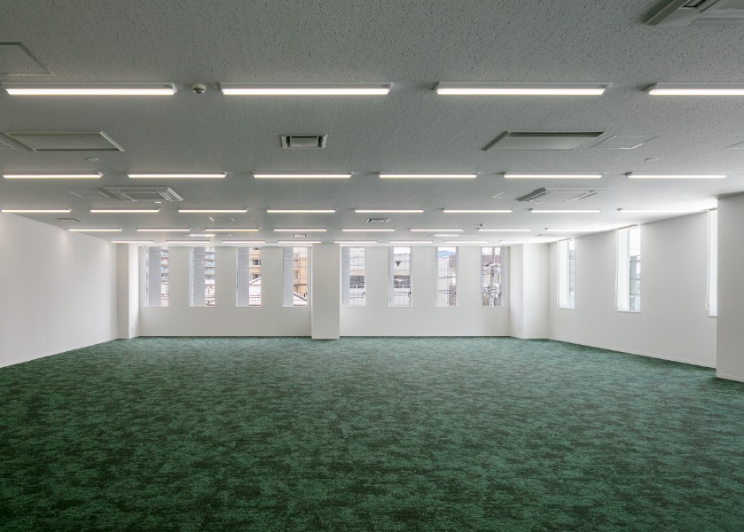 ソルコム皆実町ビル　事務室1