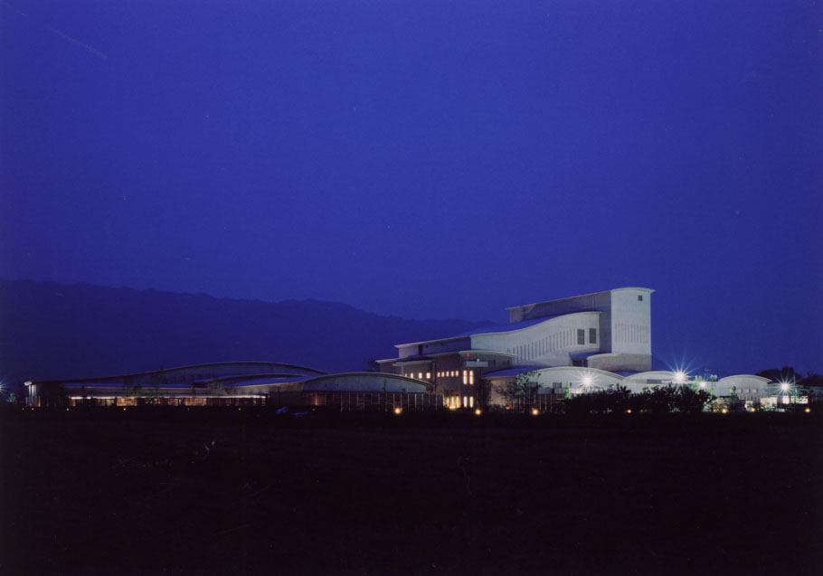 photo:田主丸複合文化施設（そよ風ホール）