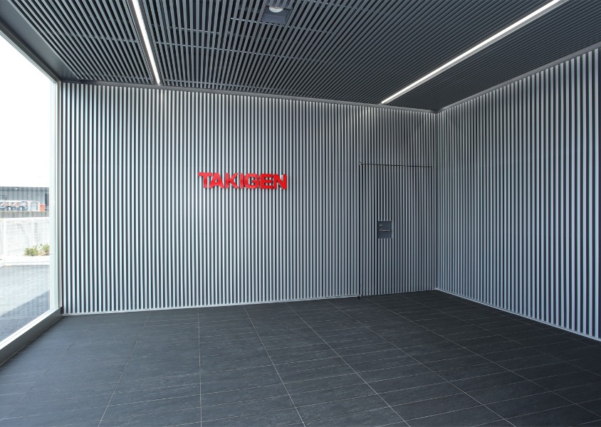 タキゲン製造三郷倉庫 エントランス