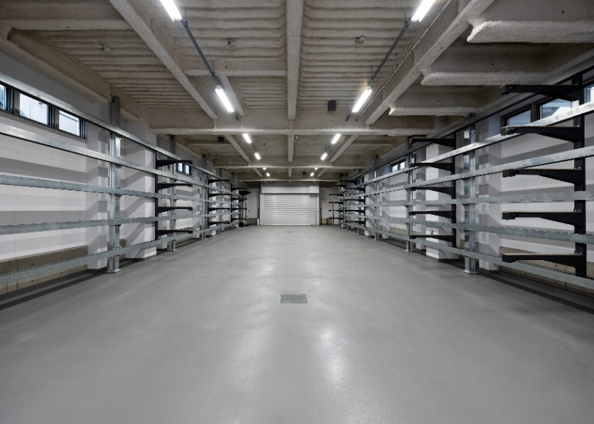 戸田艇庫 1階艇庫