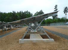 太陽光電池アレイ用手動式傾斜角可変架台