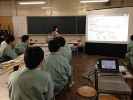 写真.学習会の模様